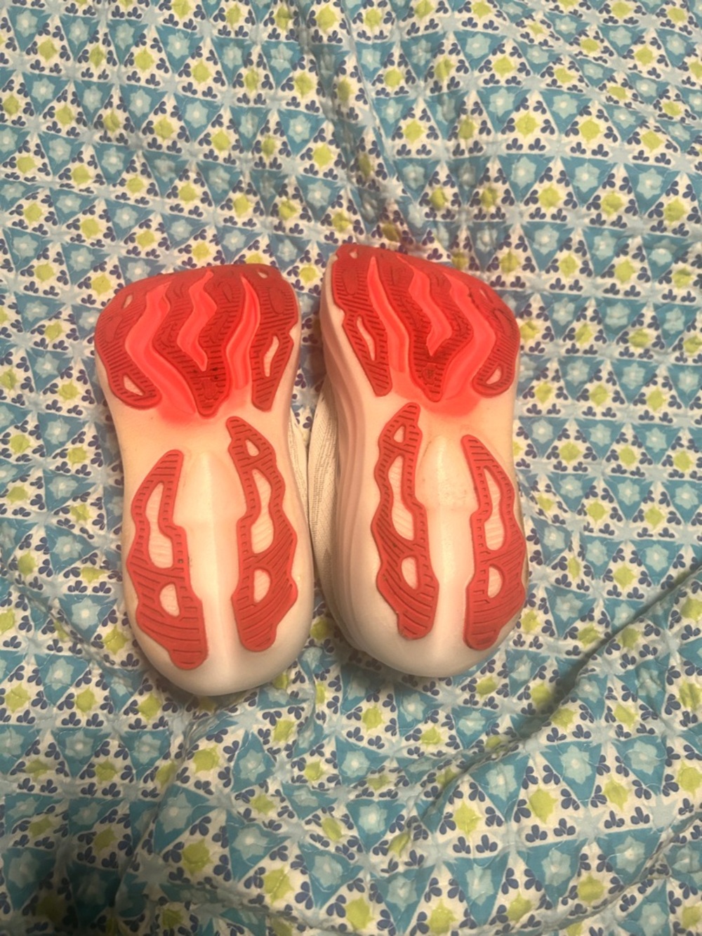 Women’s White Athletic!Brooks glycerin max size 7 - Picture 9 of 9